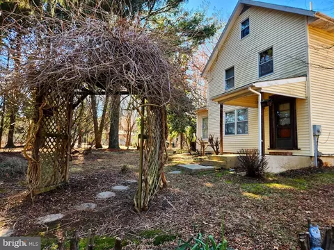 Exterior - 201 Ericsson Ave, Betterton, MD 21610 photo 7 of 24