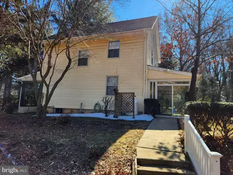 Exterior - 201 Ericsson Ave, Betterton, MD 21610 photo 8 of 24