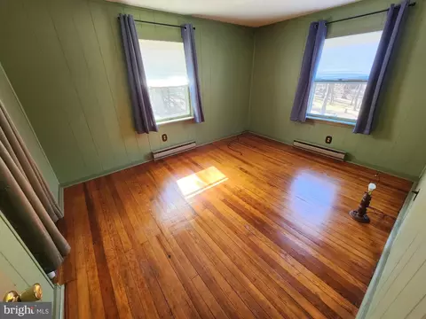 Bedroom - 201 Ericsson Ave, Betterton, MD 21610 photo 3 of 3