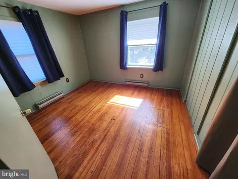 Bedroom - 201 Ericsson Ave, Betterton, MD 21610 photo 2 of 3