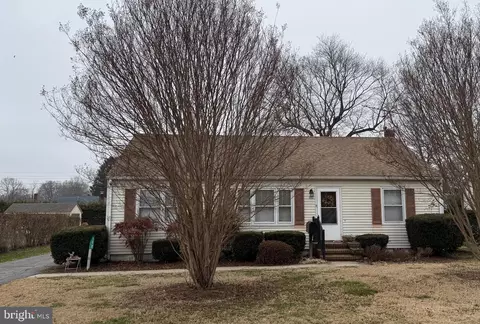 112 Elm St, Chestertown, MD 21620