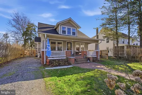 21235 Rock Hall Ave, Rock Hall, MD 21661