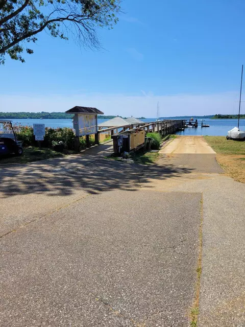 14136 Kentmore Park Rd, Kennedyville, MD 21645