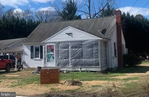 6124 Tolchester Rd, Rock Hall, MD 21661
