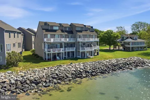 20563 Rock Hall Ave #16, Rock Hall, MD 21661