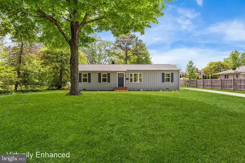 304 Hadaway Dr, Chestertown, MD 21620