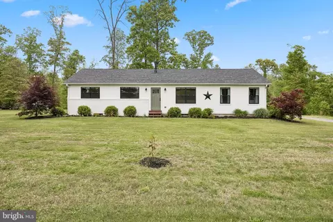 9816 Fairlee Rd, Chestertown, MD 21620