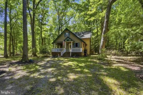 22300 Frazier Rd, Rock Hall, MD 21661