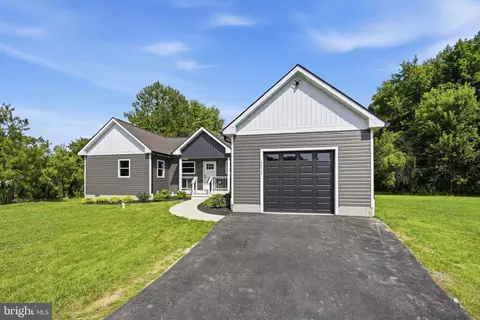 21712 Centennial Ln, Rock Hall, MD 21661