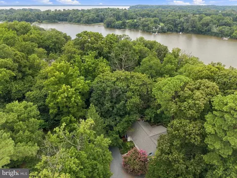 24050 Macs Ln, Worton, MD 21678