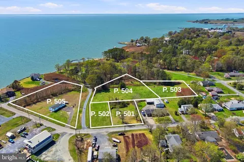 5666 Walnut St, Rock Hall, MD 21661