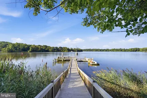 23911 Kinnards Point Dr, Worton, MD 21678