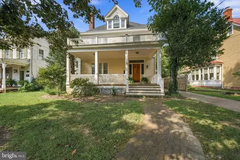 212 Washington Ave, Chestertown, MD 21620