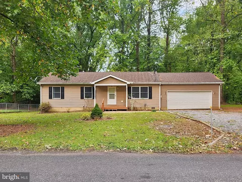 8820 Cumberland St, Chestertown, MD 21620