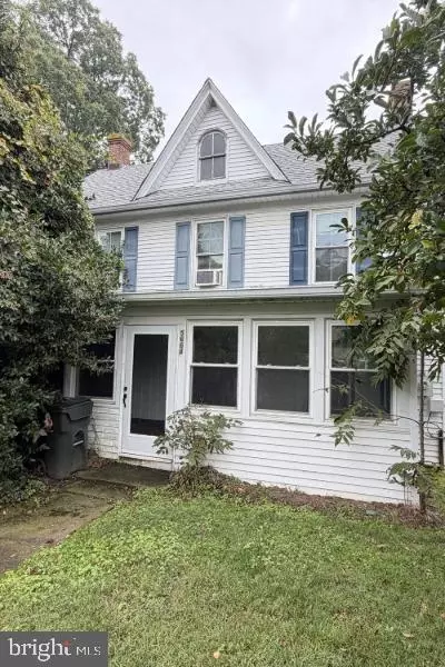 5664 S South Main St, Rock Hall, MD 21661