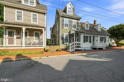 204 S Water St, Chestertown, MD 21620