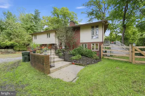 24110 Kinnards Point Dr, Worton, MD 21678