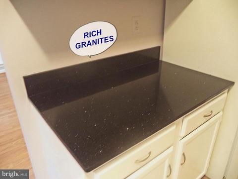 10047 Maple Leaf Dr, Gaithersburg, MD 20879 photo 7