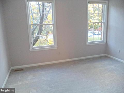 10047 Maple Leaf Dr, Gaithersburg, MD 20879 photo 24
