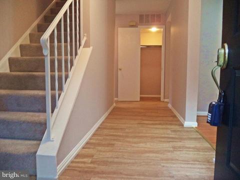 10047 Maple Leaf Dr, Gaithersburg, MD 20879 photo 12