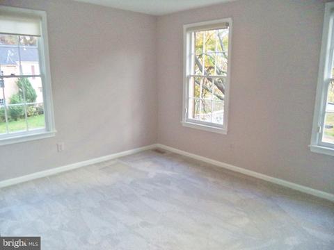 10047 Maple Leaf Dr, Gaithersburg, MD 20879 photo 23