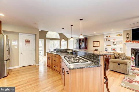 13609 Fairridge Dr, Silver Spring, MD 20904 photo 7
