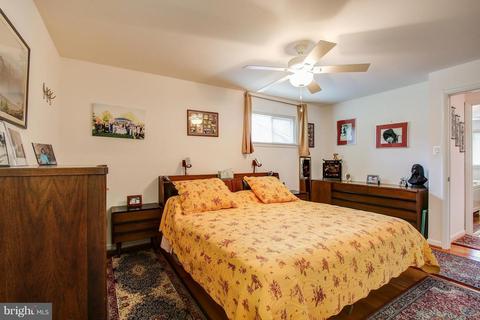 915 Lamberton Dr, Silver Spring, MD 20902 photo 14