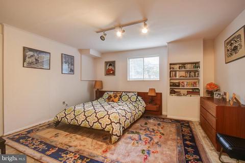 915 Lamberton Dr, Silver Spring, MD 20902 photo 13