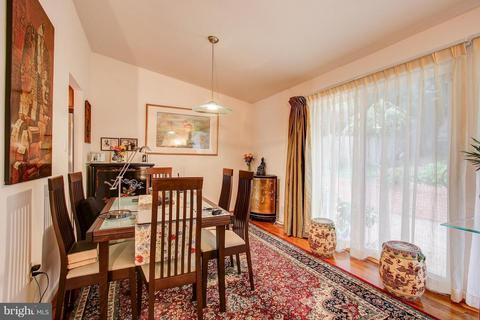 915 Lamberton Dr, Silver Spring, MD 20902 photo 10