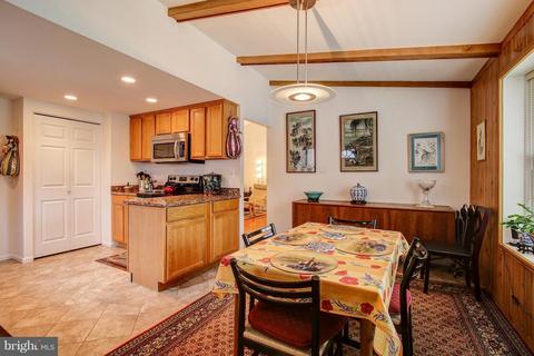 915 Lamberton Dr, Silver Spring, MD 20902 photo 8