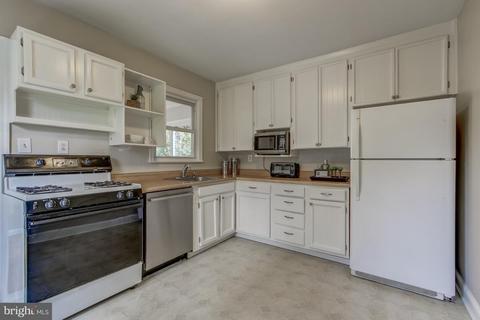 9600 Bristol Ave, Silver Spring, MD 20901 photo 10