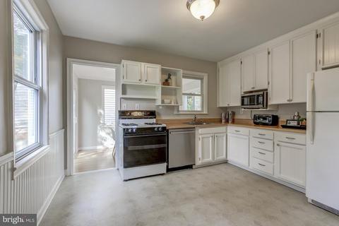9600 Bristol Ave, Silver Spring, MD 20901 photo 6