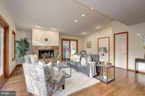 304 Soapstone Ln, Silver Spring, MD 20905 photo 14