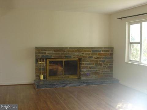 423 Kerwin Rd, Silver Spring, MD 20901 photo 3