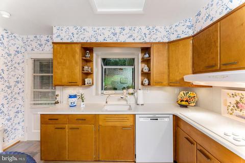 9414 Crosby Rd, Silver Spring, MD 20910 photo 13