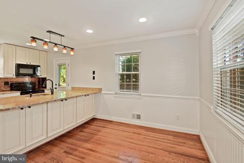 2610 Arvin St, Silver Spring, MD 20902 photo 4