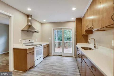 715 Northwood Ter, Silver Spring, MD 20902 photo 4