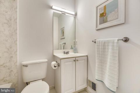 3609 Spruell Dr, Silver Spring, MD 20902 photo 20