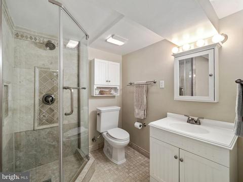 121 Normandy Dr, Silver Spring, MD 20901 photo 31