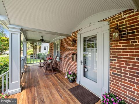 121 Normandy Dr, Silver Spring, MD 20901 photo 4