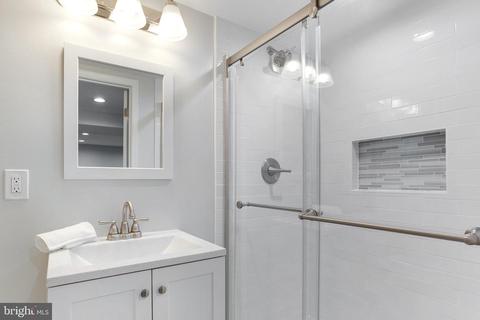 10705 Huntley Pl, Silver Spring, MD 20902 photo 29