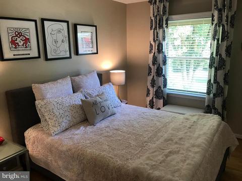 822 Loxford Ter, Silver Spring, MD 20901 photo 23