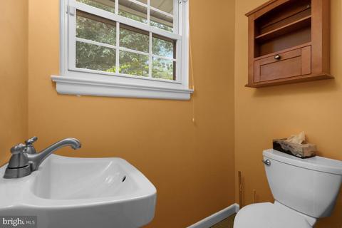 804 Northwest Dr, Silver Spring, MD 20901 photo 37