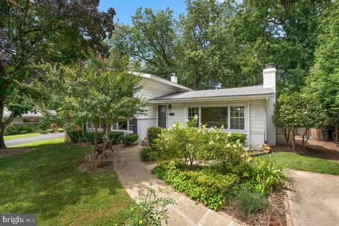 804 Northwest Dr, Silver Spring, MD 20901 photo 3