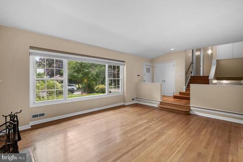 804 Northwest Dr, Silver Spring, MD 20901 photo 9