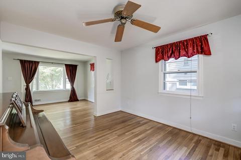 3915 Lantern Dr, Silver Spring, MD 20902 photo 5