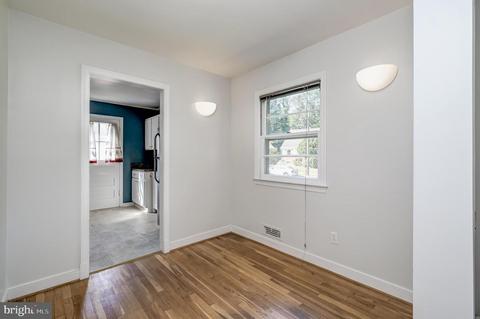 3915 Lantern Dr, Silver Spring, MD 20902 photo 12