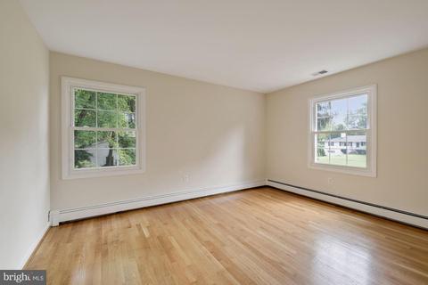 17202 Emerson Dr, Silver Spring, MD 20905 photo 29