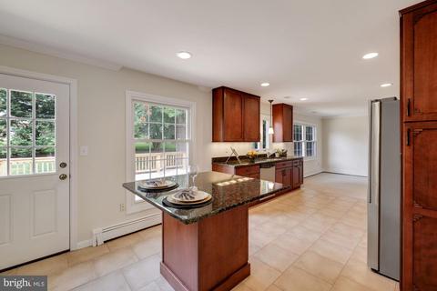 17202 Emerson Dr, Silver Spring, MD 20905 photo 15