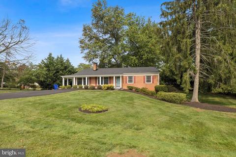 17202 Emerson Dr, Silver Spring, MD 20905 photo 3